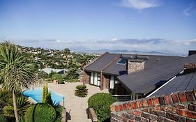Hilltop Guesthouse